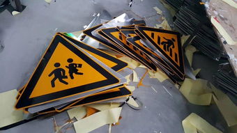 云南市政高速公路交通标志标牌设计制作安装一体化服务 提升路网效能与安全的关键